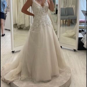 Kenneth Winston Wedding Dress
